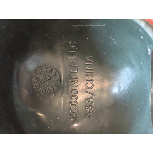 Lot of 13 2009 NFL 2" Plastic Gumball Vending Machine Mini Caps Hats - Picture 7 of 7